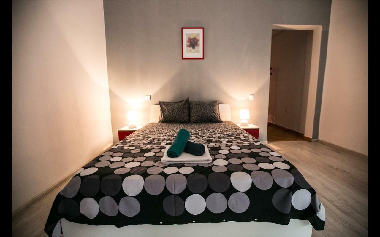 דירות בוקרשט Cismigiu Garden Studio מראה חיצוני תמונה